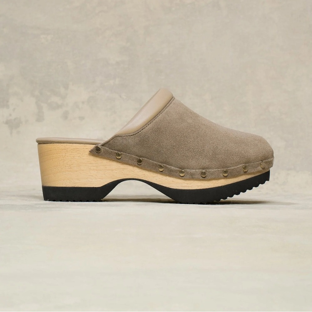 M. Gemi Suede Taupe Leather-Trim The Greta Clog Mule 39